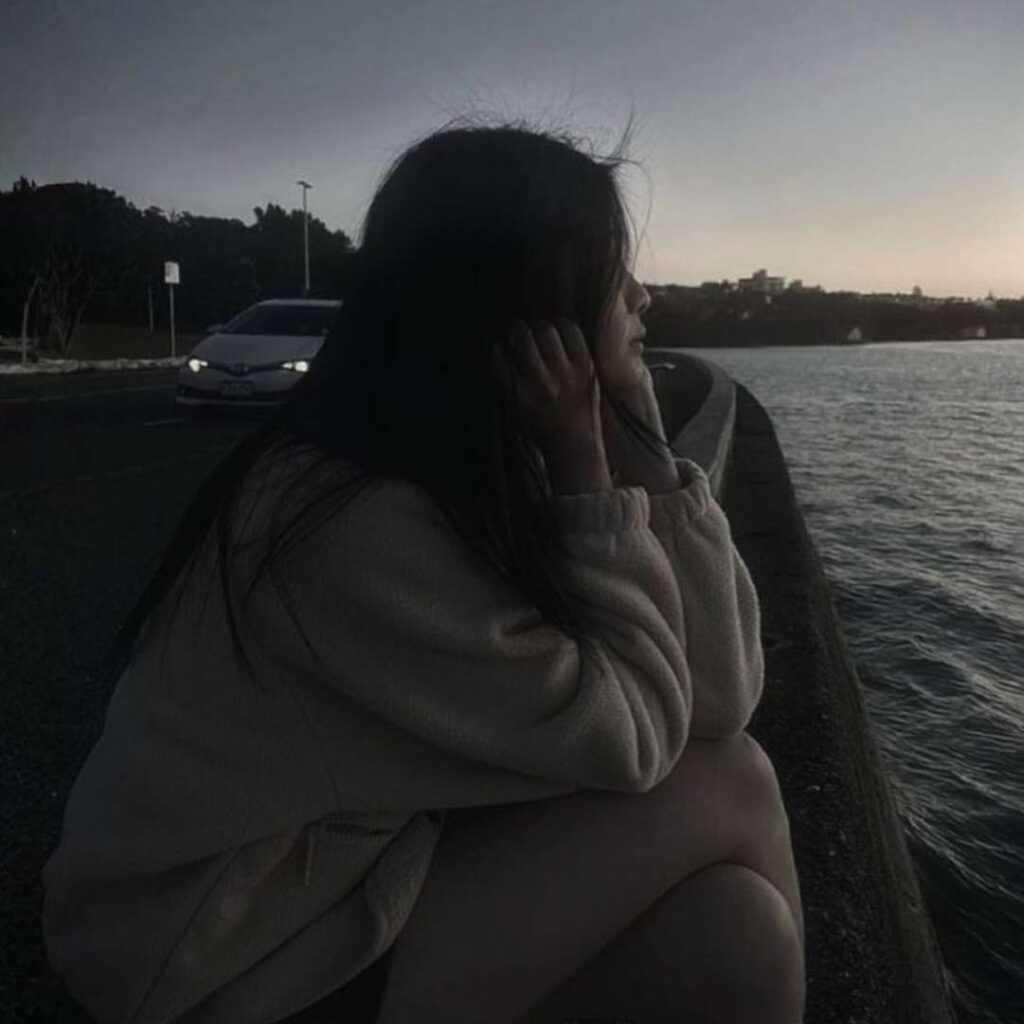 Alone Sad Girl DP Pics