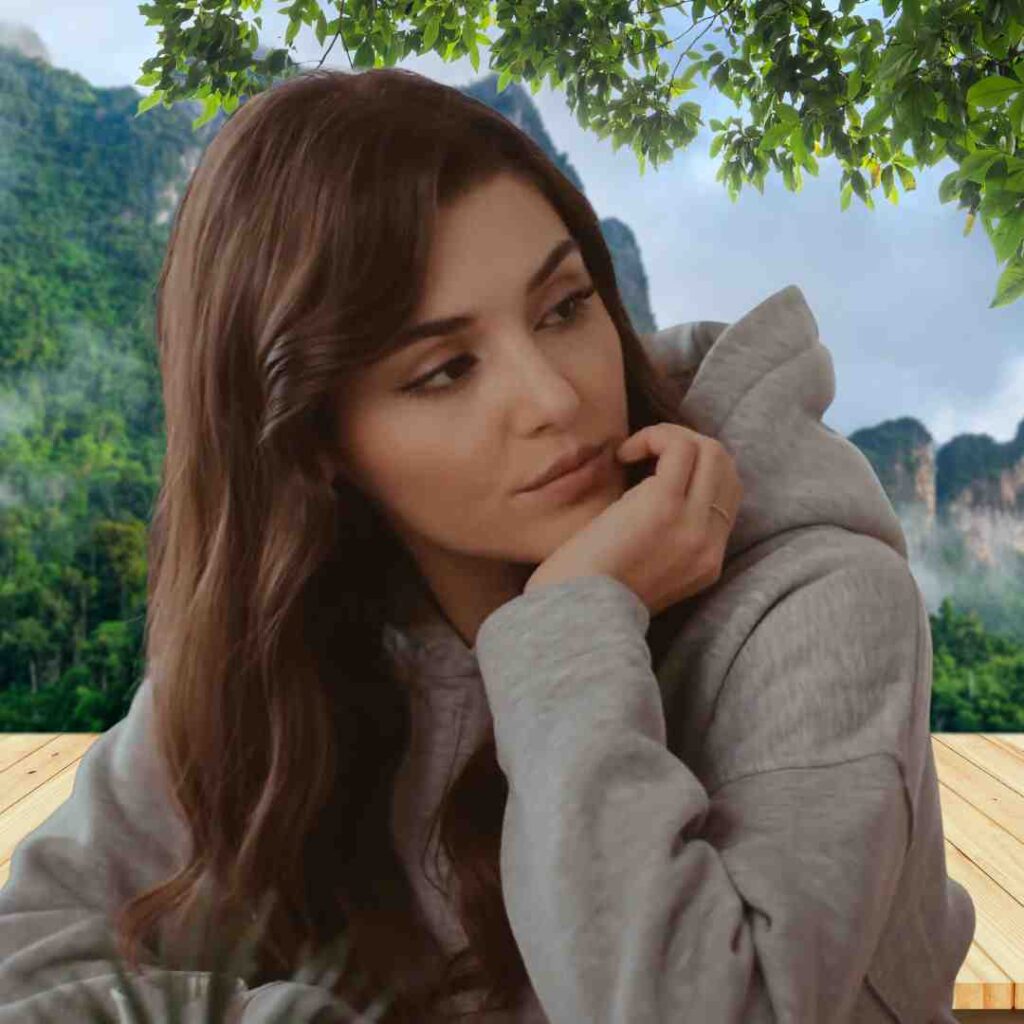 Broken Heart Depressed Sad Girl DP