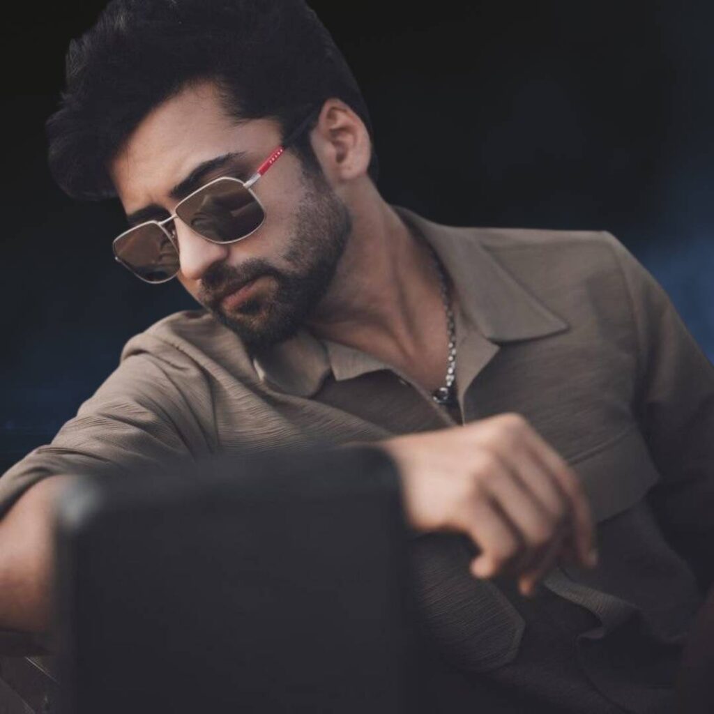 Killer Attitude DP for Boys Photos